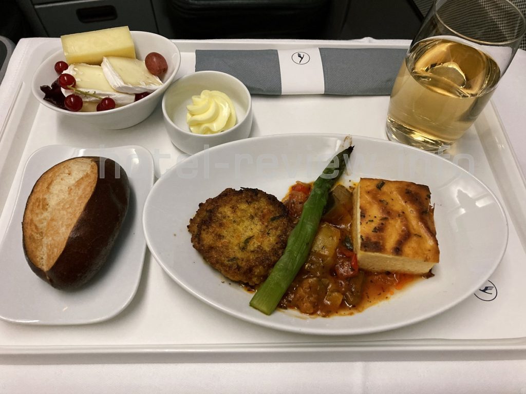 ルフトハンザドイツ航空ビジネスクラスの機内食