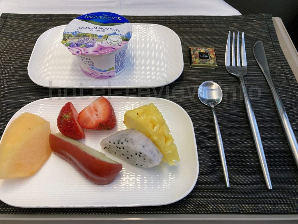 スターラックス航空ビジネスクラスの食後のデザート