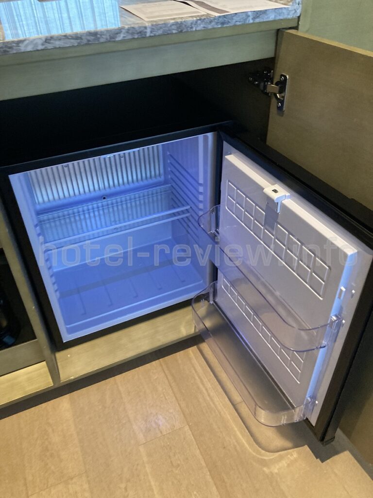 マリオット包頭の客室内冷蔵庫