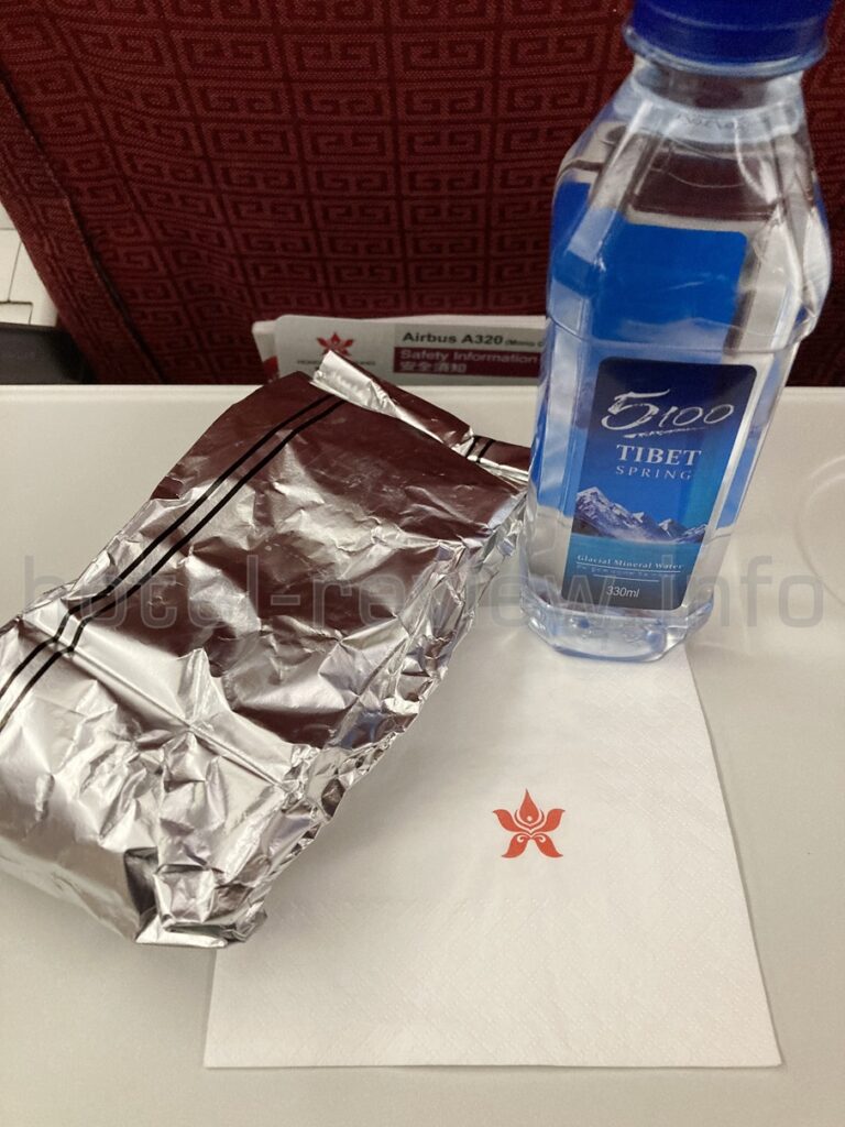 香港航空エコノミークラスの機内食