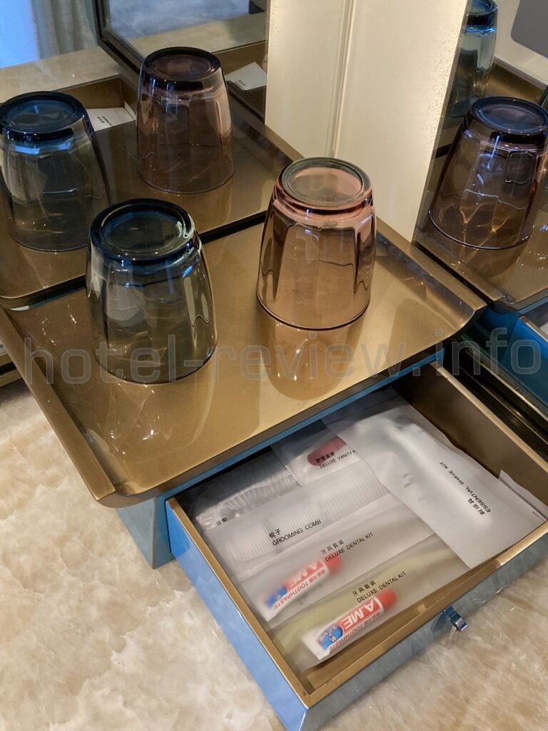 ヒルトン泉州の客室アメニティ