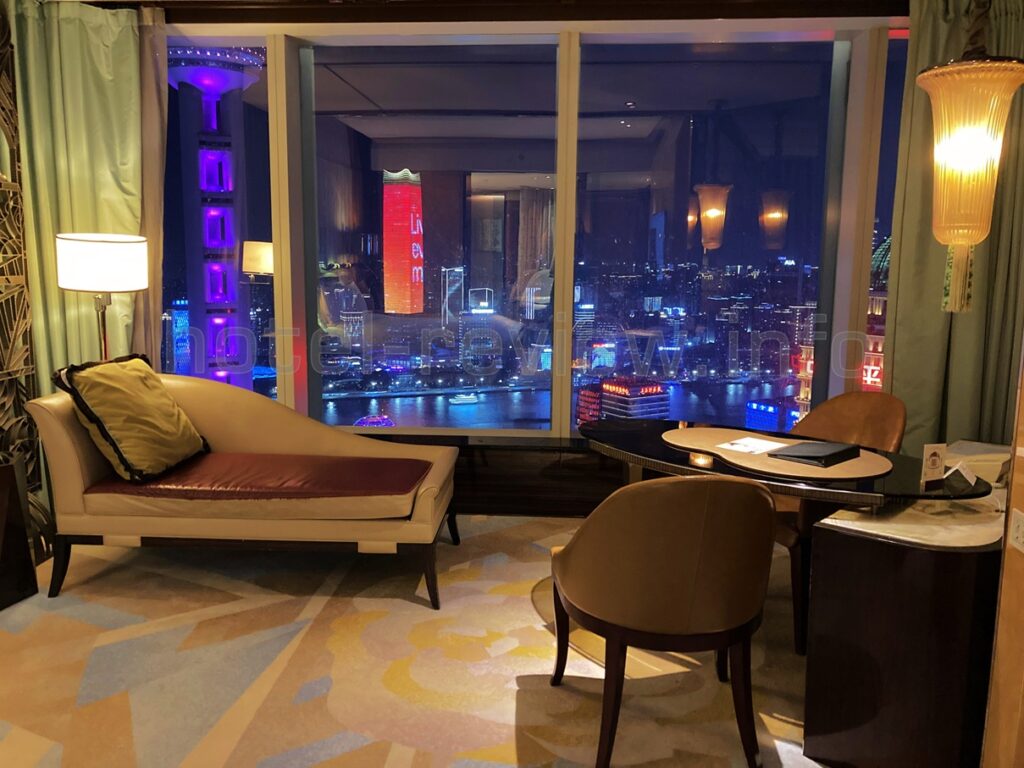 リッツカールトン上海浦東ホテルの部屋からの眺め