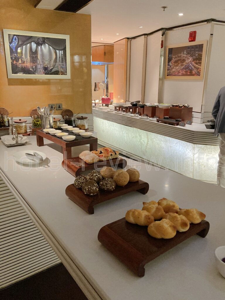 リッツカールトン上海浦東のラウンジの食事