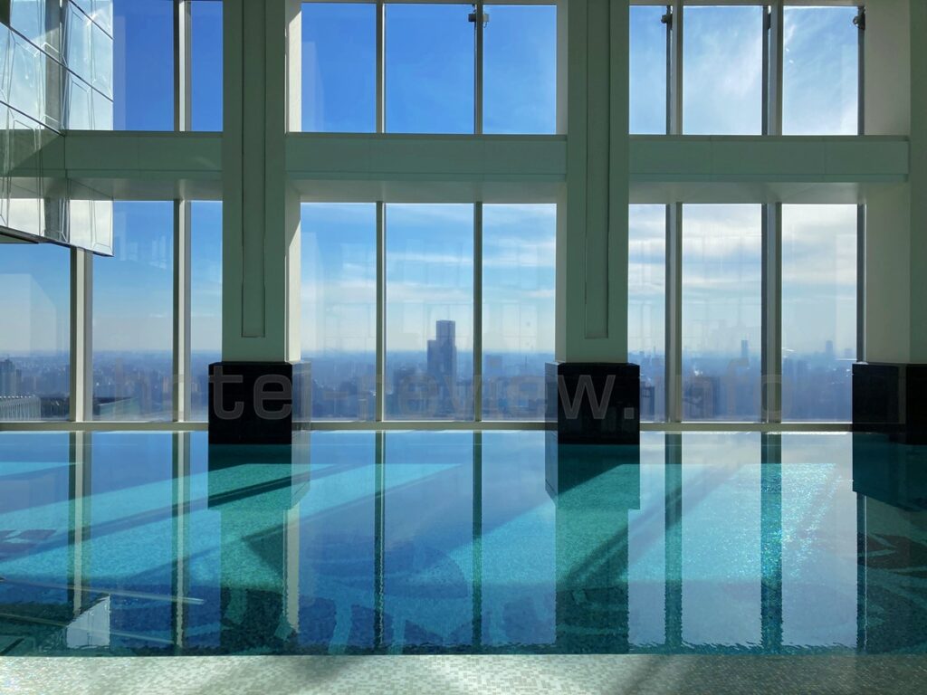 リッツカールトン上海浦東のプール
