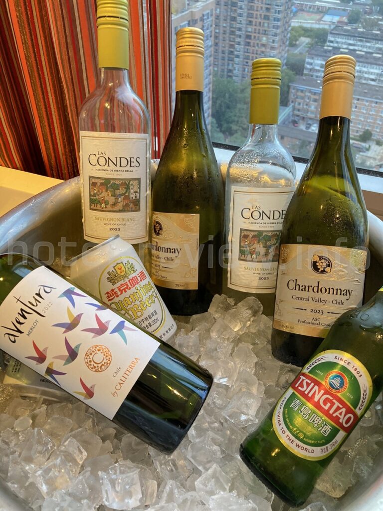 ルネッサンス北京キャピタルホテルのラウンジのドリンク