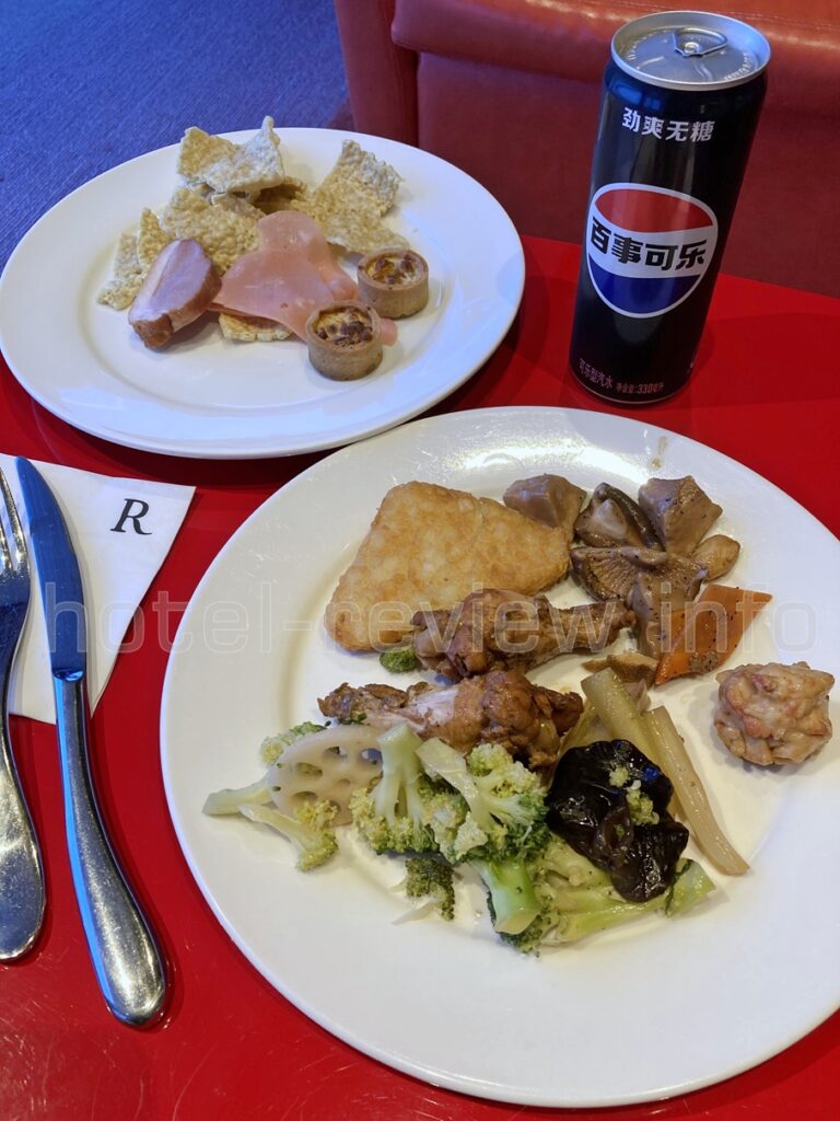 ルネッサンス北京キャピタルホテルのラウンジ食事