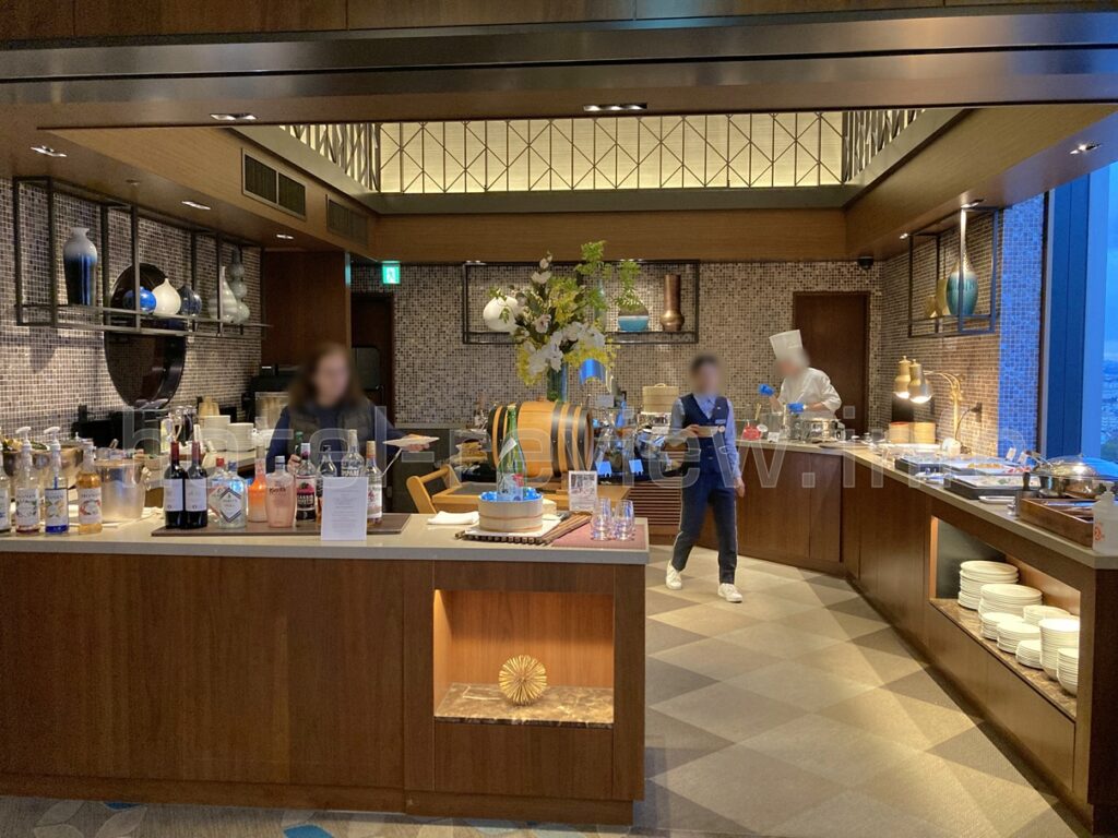 横浜ベイシェラトンのクラブラウンジ内部