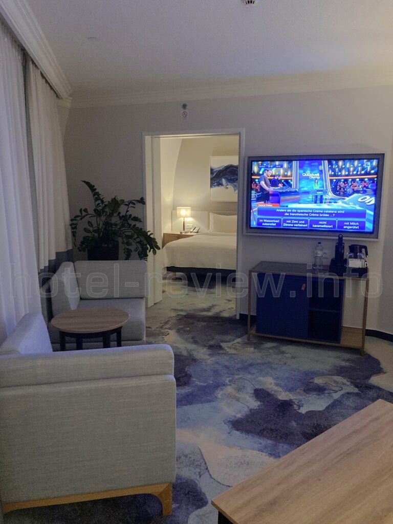 ハンブルクマリオットホテルのスイートルーム