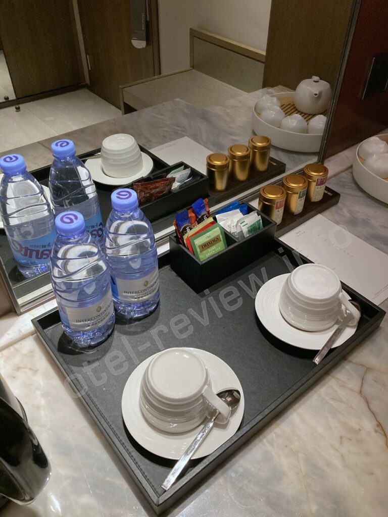 インターコンチネンタル泉州の客室ミニバー