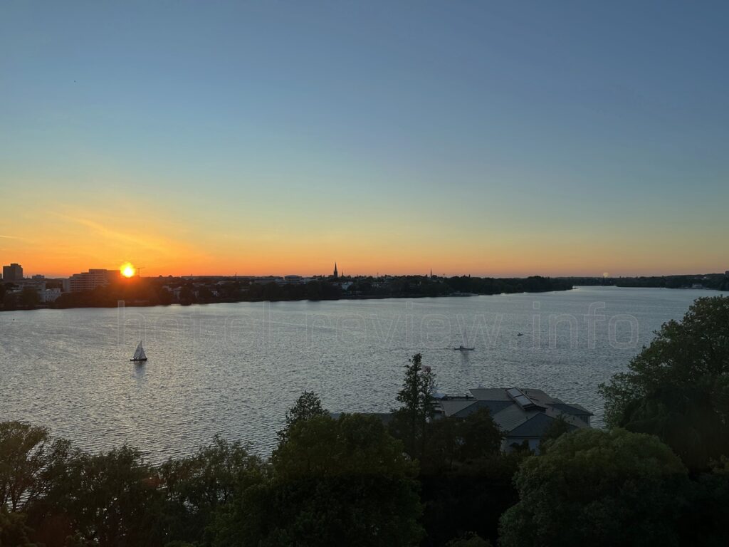 ルメリディアンハンブルグのレストランからの眺め