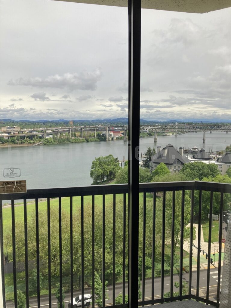 ポートランドマリオットウォーターフロントの客室からの眺め