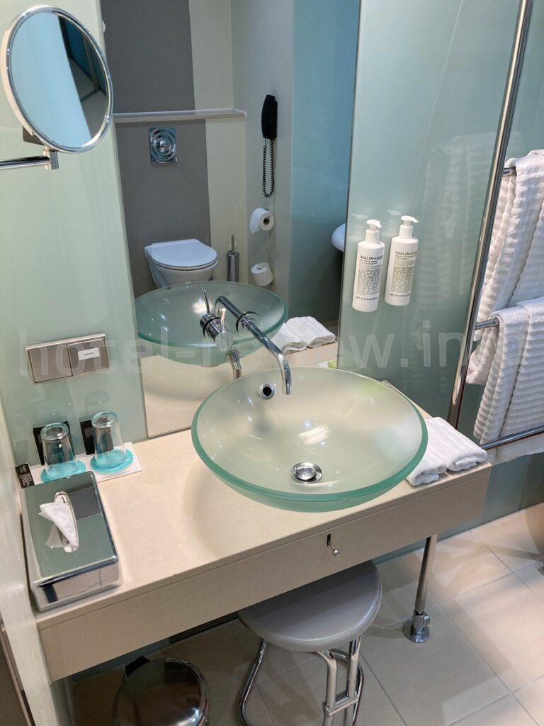 ルメリディアンハンブルグのバスルーム