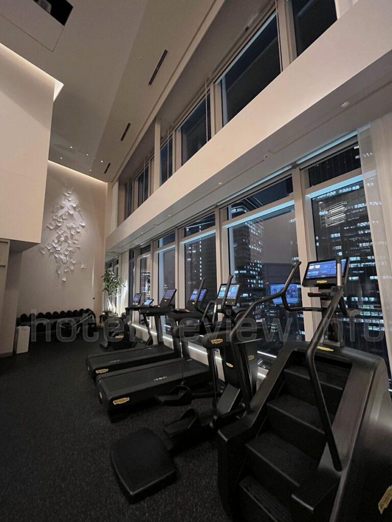 ホテル虎ノ門ヒルズのフィットネスジム