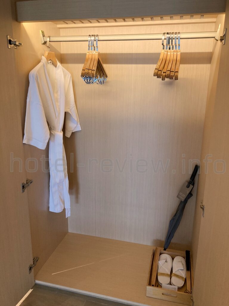 コートヤード厦門の客室クローゼット