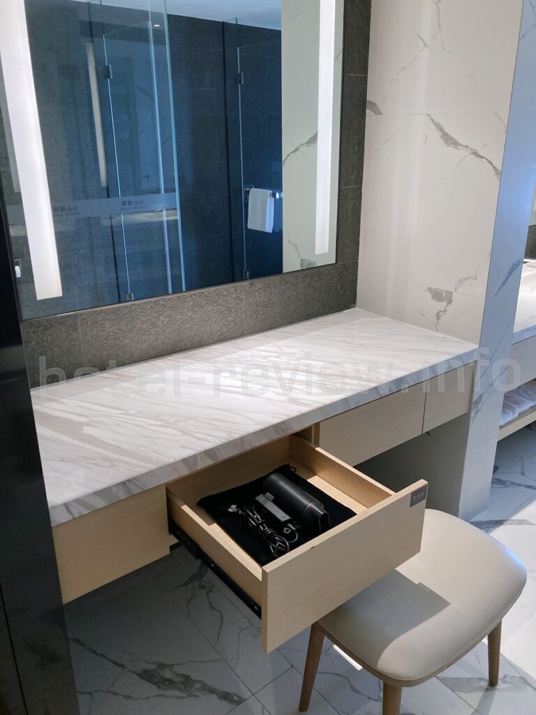 コートヤード厦門の客室パウダーコーナー