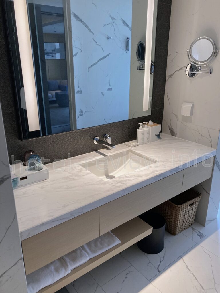 コートヤード厦門の客室バスルーム