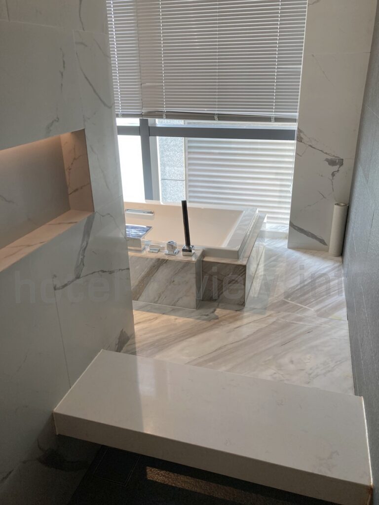 コートヤード厦門のシャワールーム