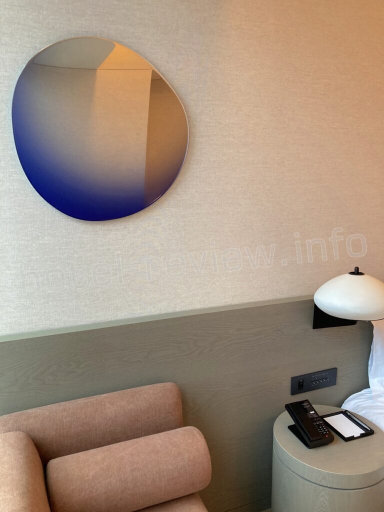ホテル虎ノ門ヒルズの客室アート
