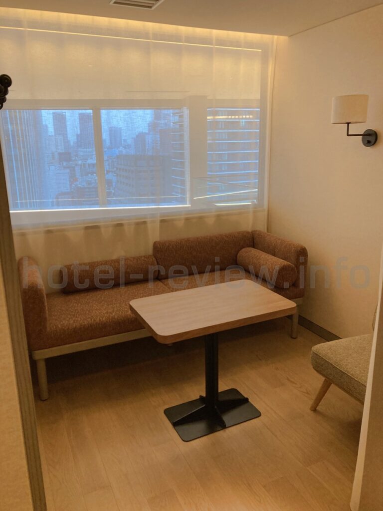 ホテル虎ノ門ヒルズのラウンジ内個室