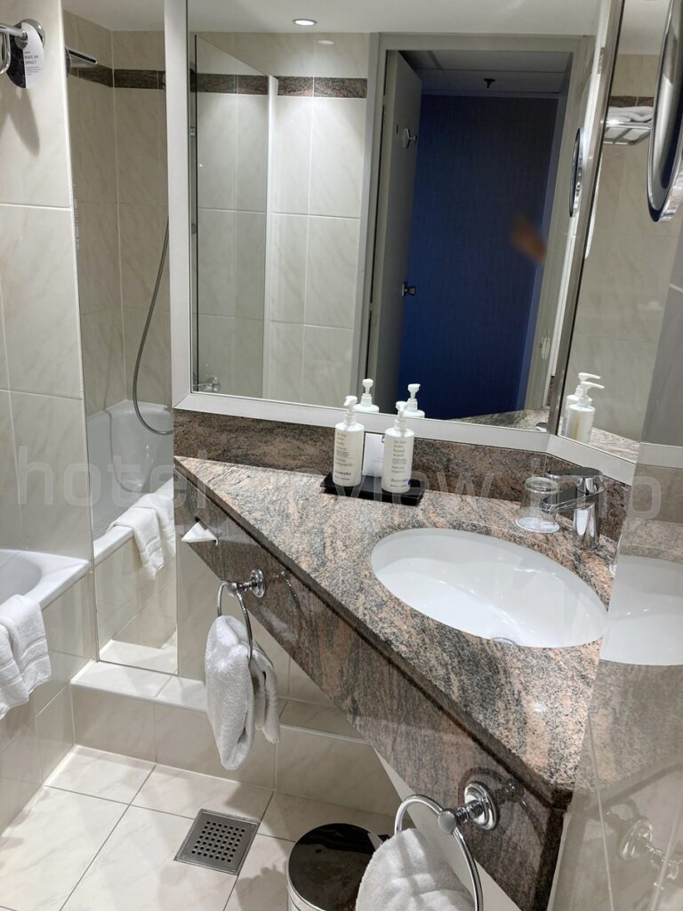 パリマリオット・リブゴーシュの客室バスルーム