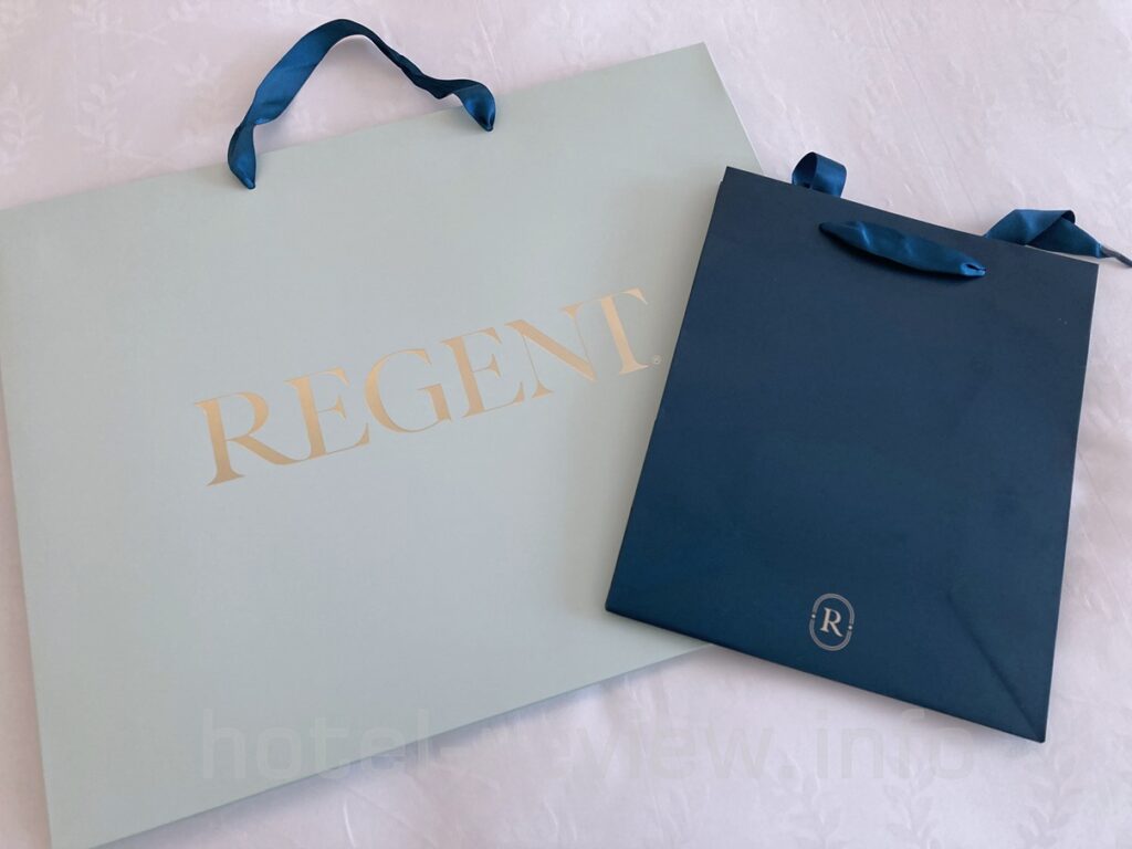 リージェント香港の手提げ紙袋