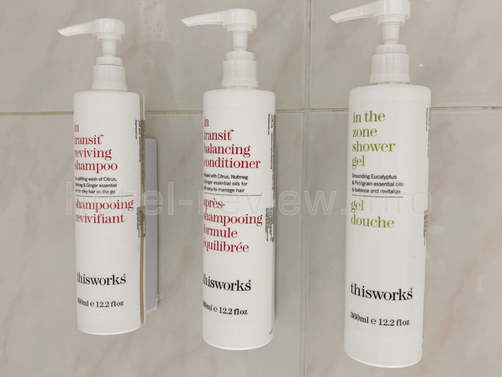 パリマリオットリブゴーシュのバスアメニティ