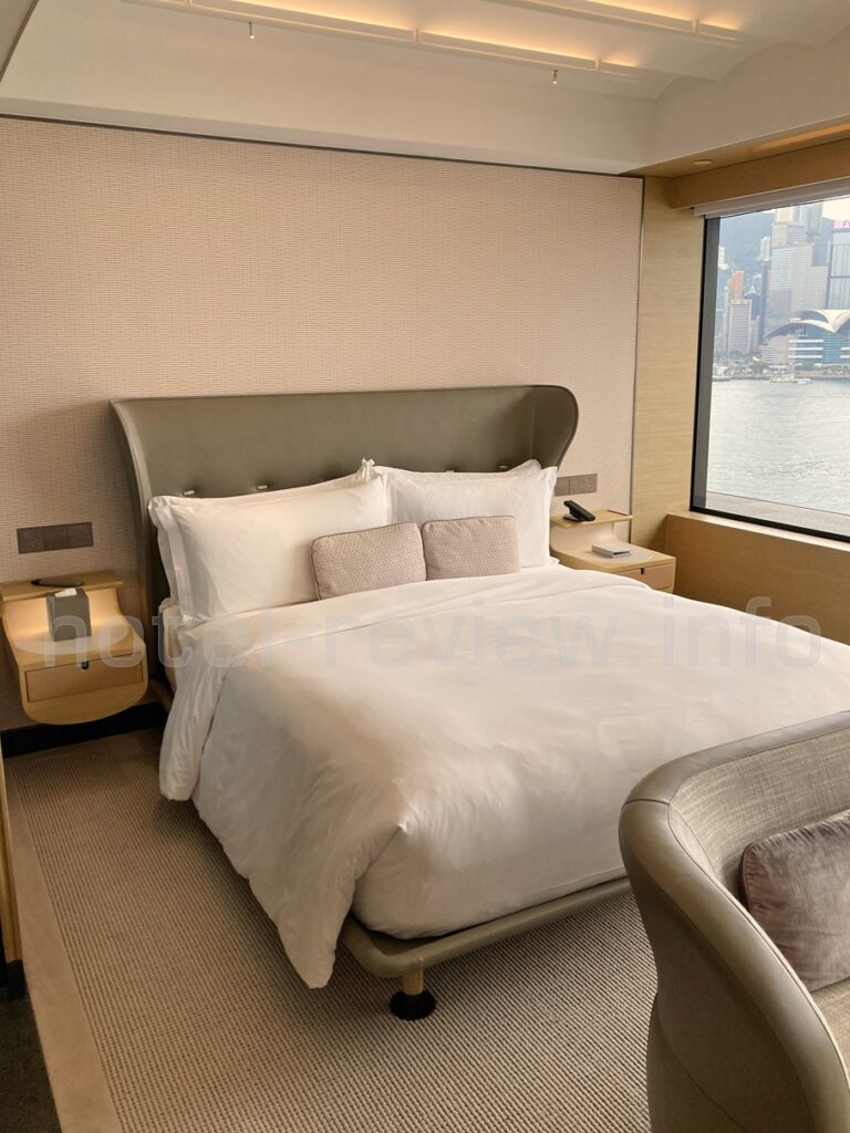 リージェント香港のベッドルーム