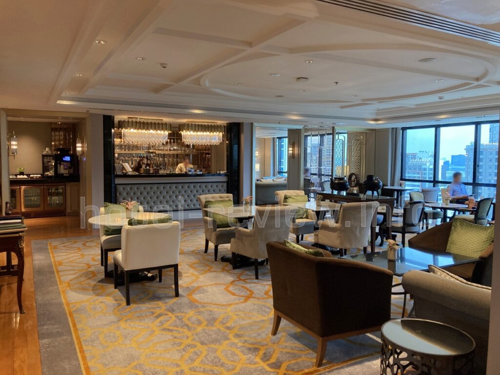 アテネホテルバンコクのエグゼクティブラウンジの様子