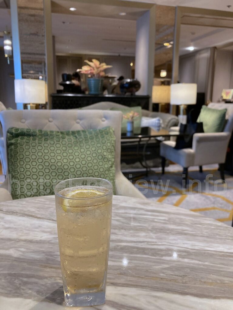 アテネホテルバンコクでのチェックイン