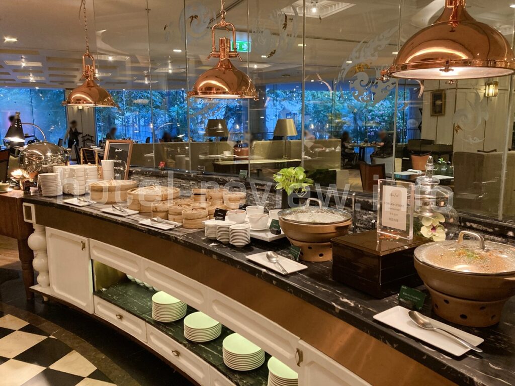 アテネホテルバンコクのレストランの朝食